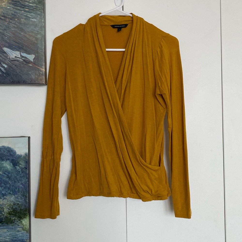 Banana Republic Long Sleeved Top